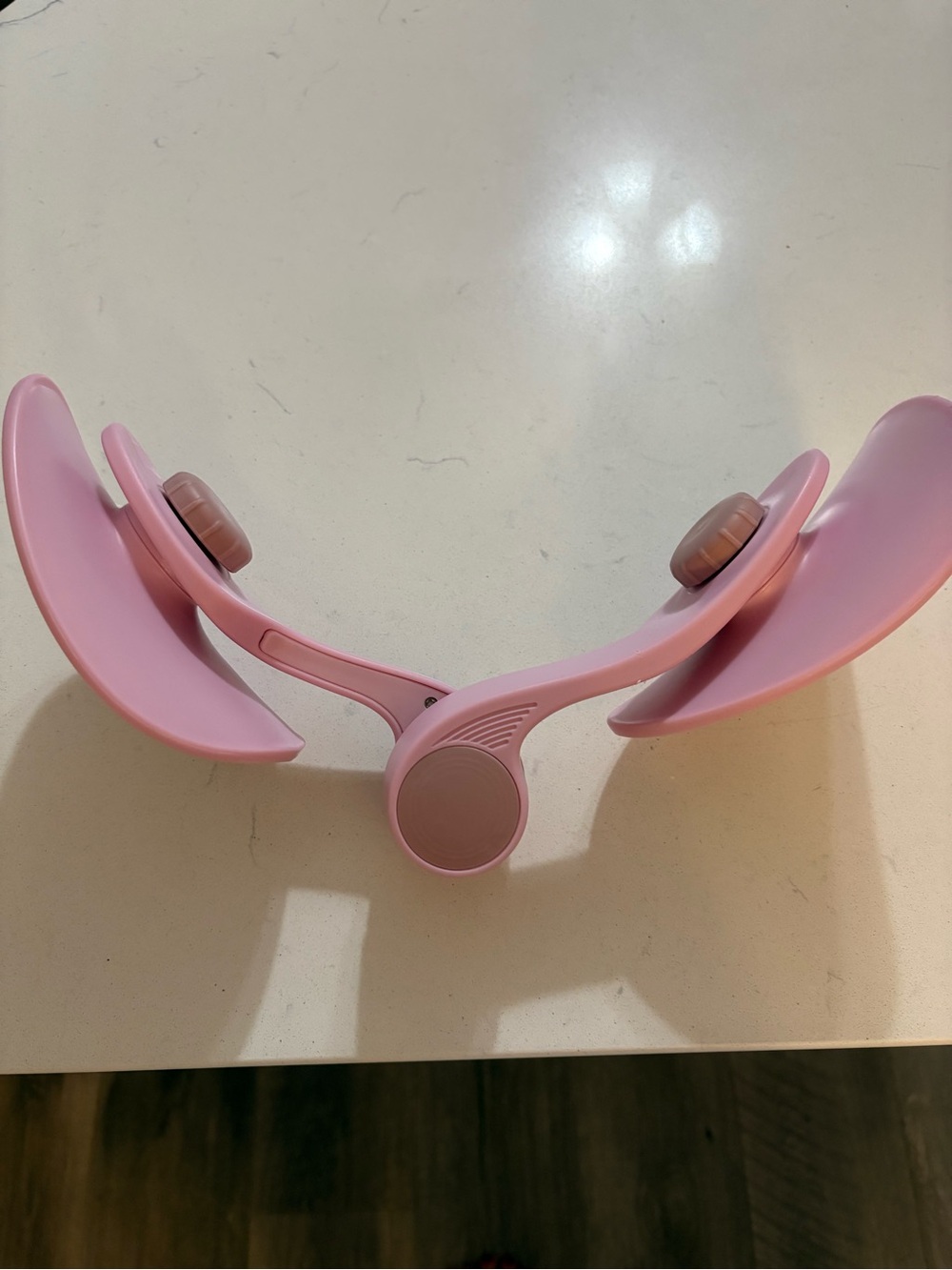 Pelvic floor/thigh strengthener